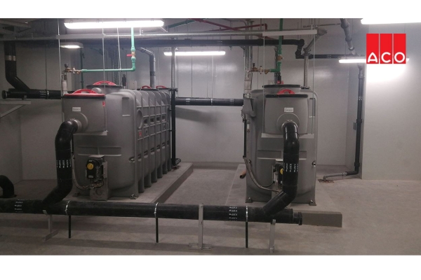 Máy Tách Mỡ Vệ Sinh Định Kỳ HDPE